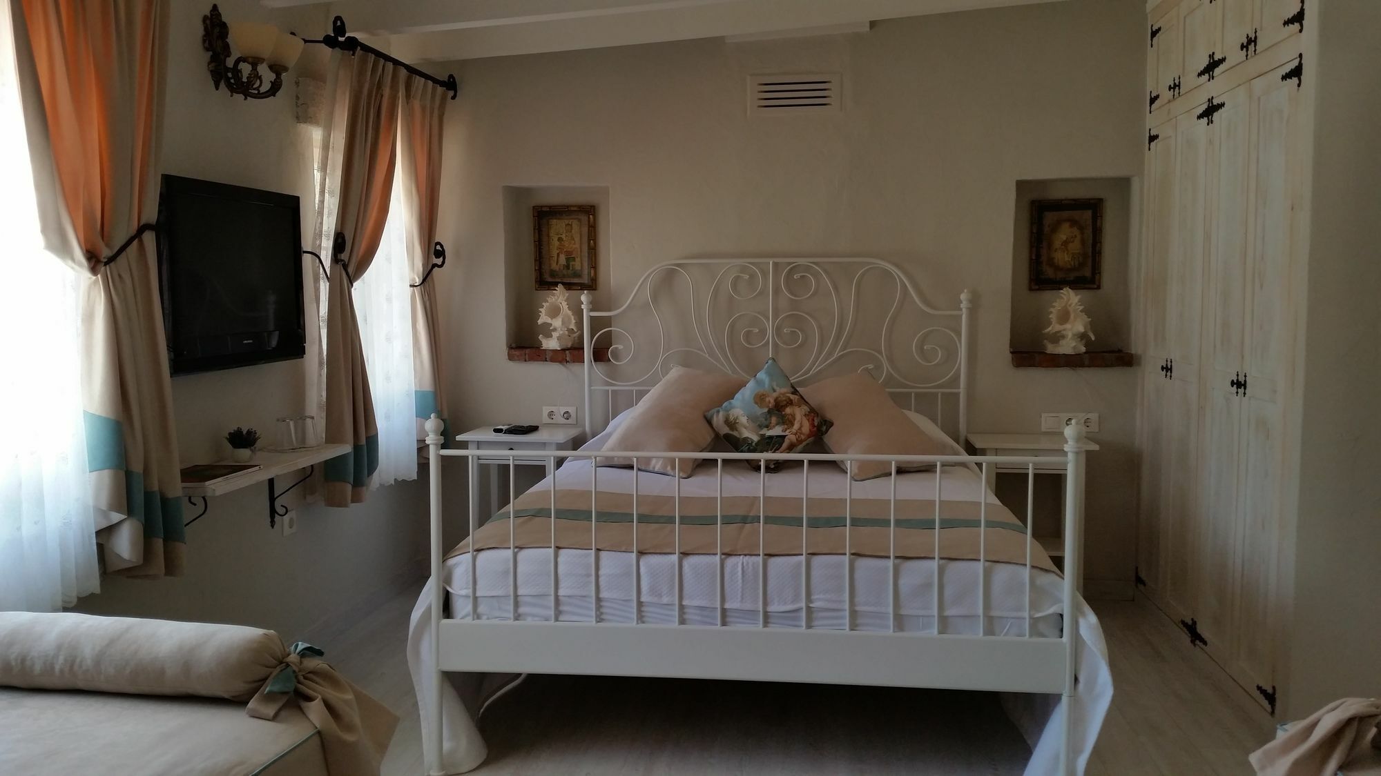 Cassiopeia Hotel อาเลอเจอติ ภายนอก รูปภาพ